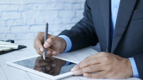 法律事務所ロイヤーズロイヤーズでは債務整理のやり方のアンケート調査をもとにして返済管理の方法に力を入れて入ります