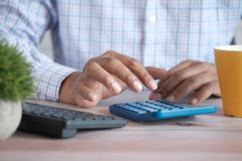 収入から債務整理に充てるお金を先に差し引くと生活費は大丈夫かな?